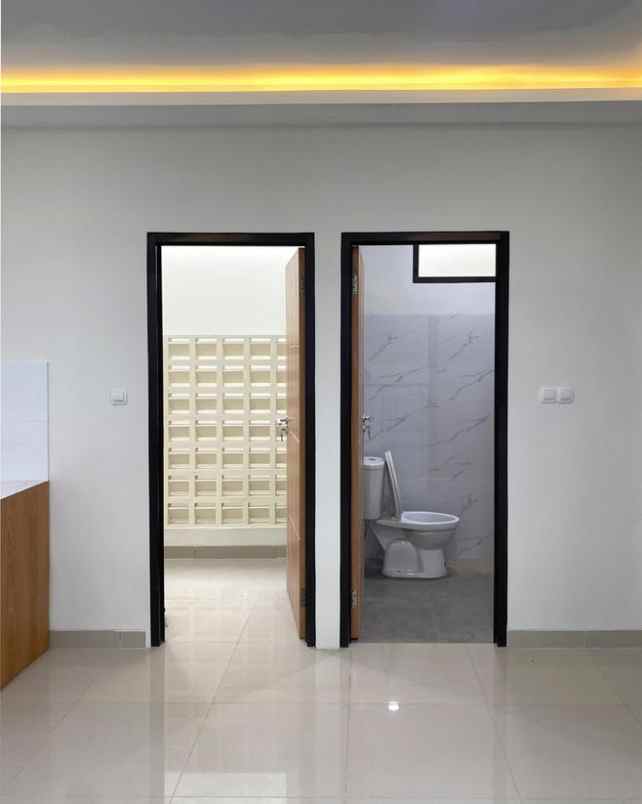 dijual rumah komplek griya cihanjuang