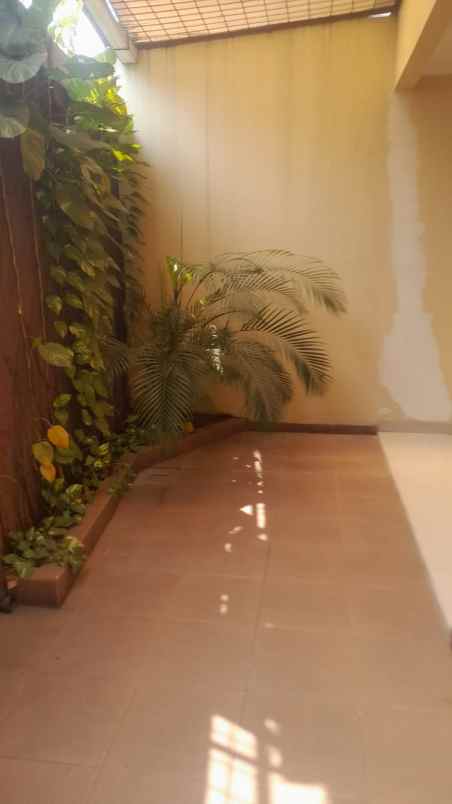 dijual rumah komsen jatiasih