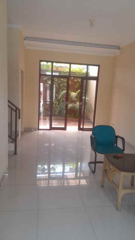 dijual rumah komsen jatiasih