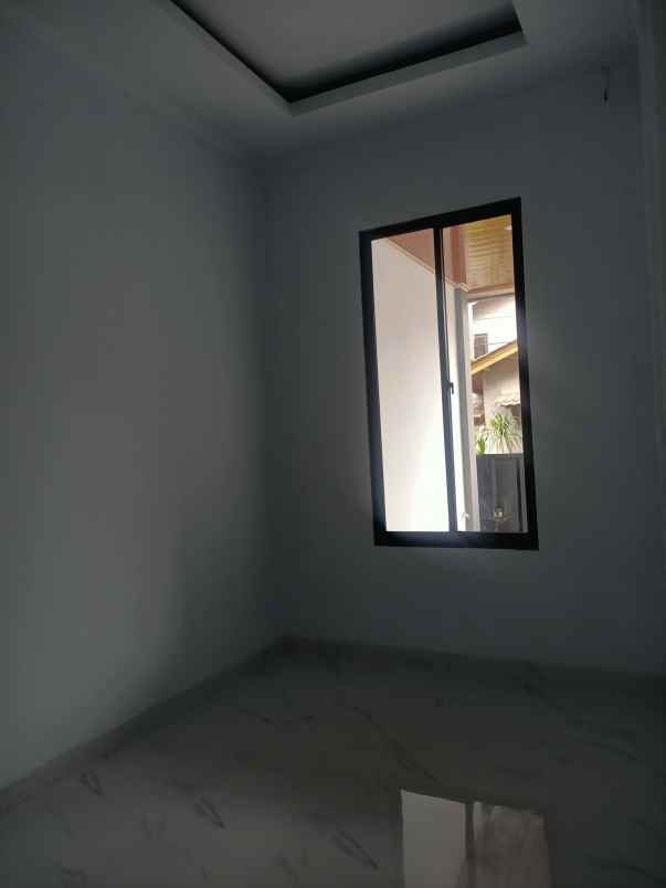 dijual rumah kota harapan indah bekasi