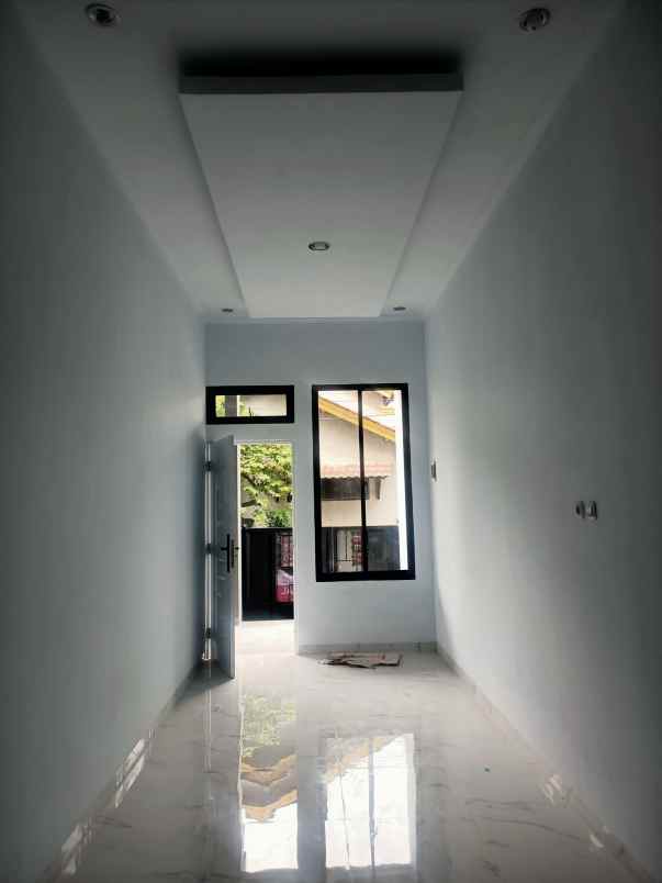 dijual rumah kota harapan indah bekasi