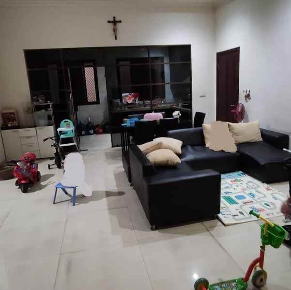 dijual rumah kupang indah