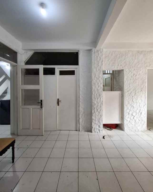 dijual rumah lebak bulus jaksel