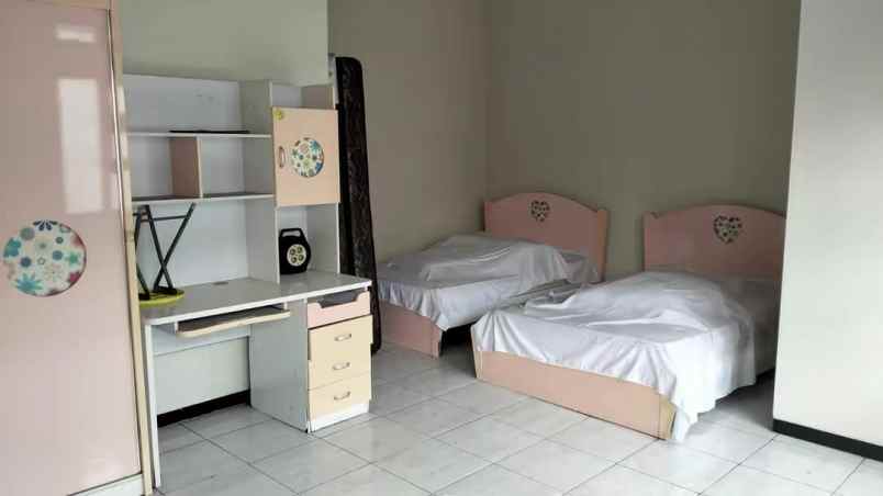 dijual rumah lokasi dekat suhat kota malang