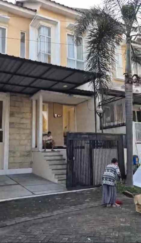 dijual rumah lokasi perumahan lowokwaru kota malang
