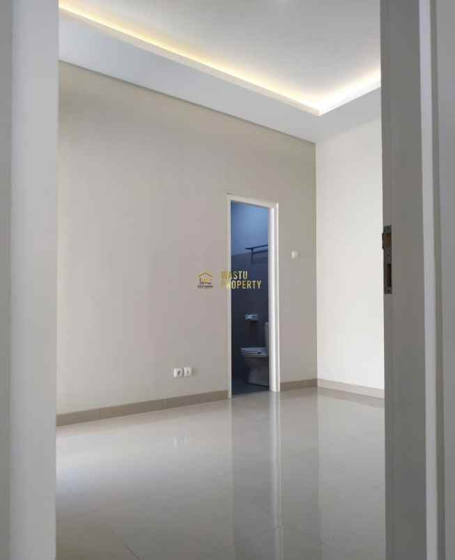 dijual rumah maguwoharjo depok sleman