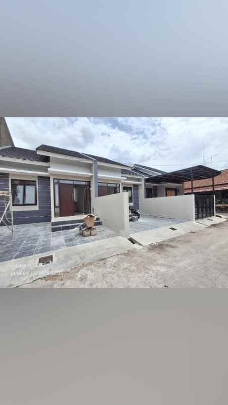 dijual rumah margahayu raya