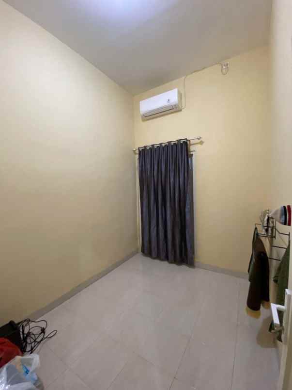 dijual rumah medayu utara