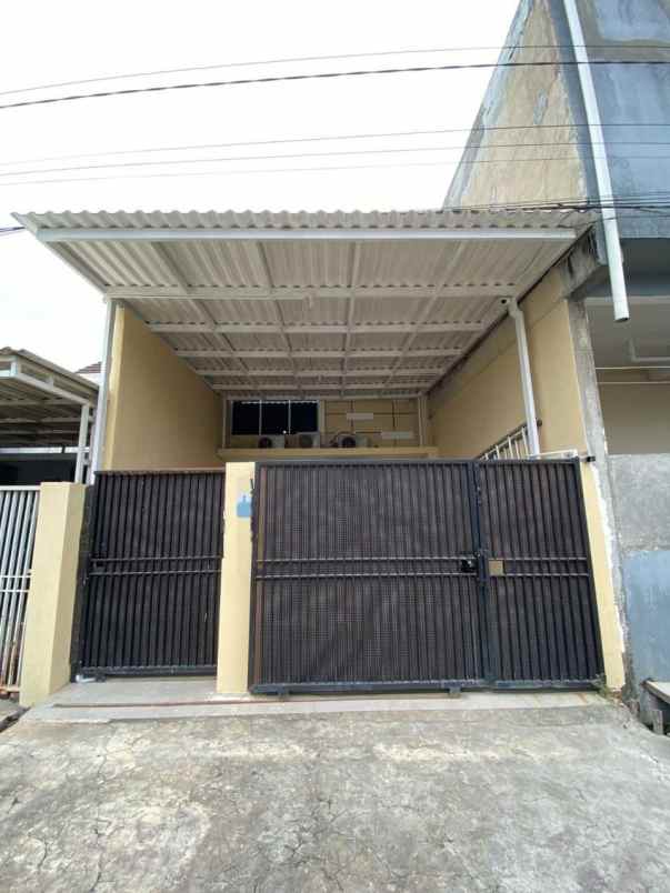 dijual rumah medayu utara