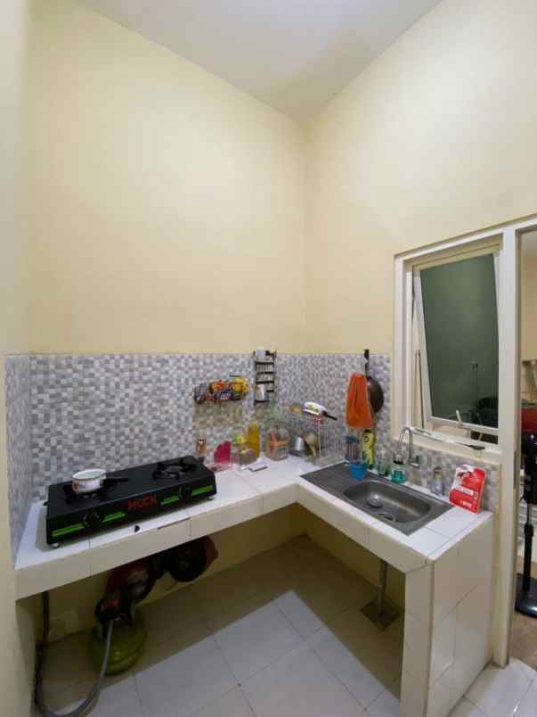 dijual rumah medayu utara