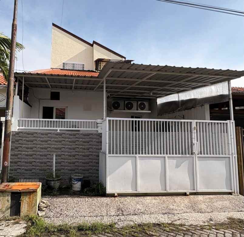 dijual rumah medokan asri