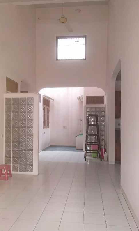 dijual rumah metland menteng cakung