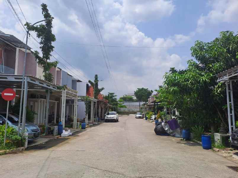dijual rumah mewah di tembalang semarang