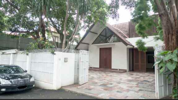 dijual rumah mewah jl benda kemang cilandak timur