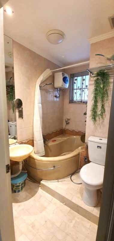 dijual rumah mitra gading villa kelapa