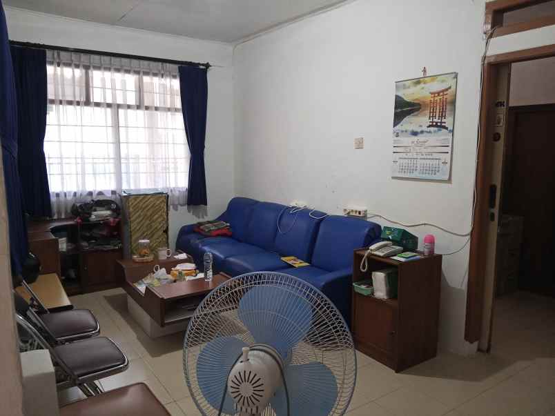 dijual rumah mungil siap huni di karasak