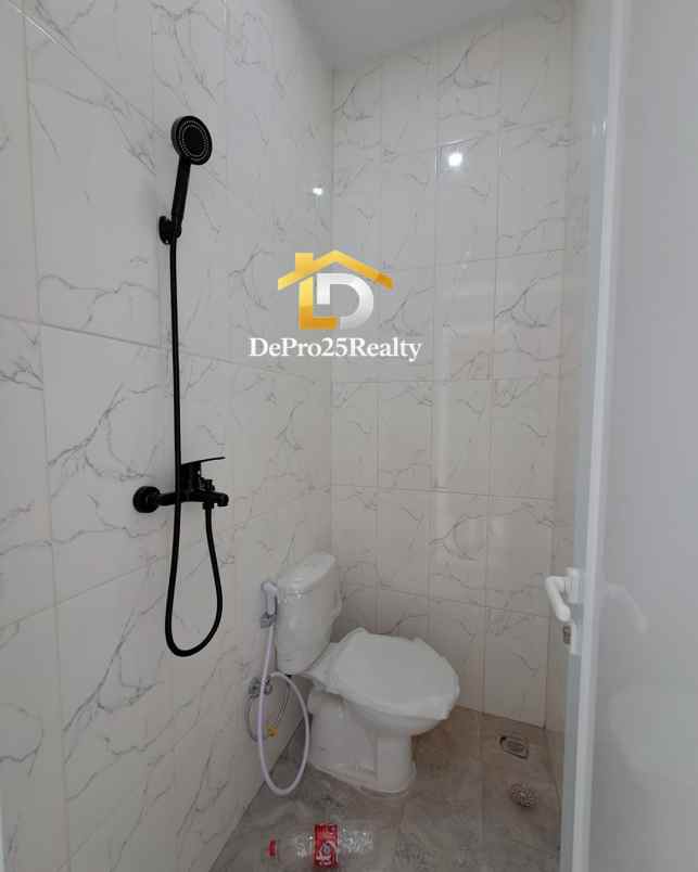 dijual rumah murah siap huni di mampang depok