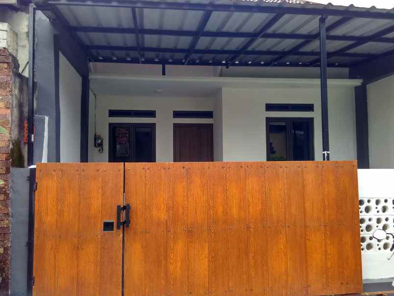 dijual rumah mustika jaya bekasi timur