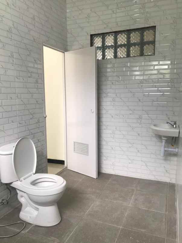 dijual rumah mustika residence ciwaruga