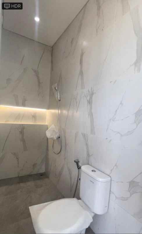 dijual rumah nirwana