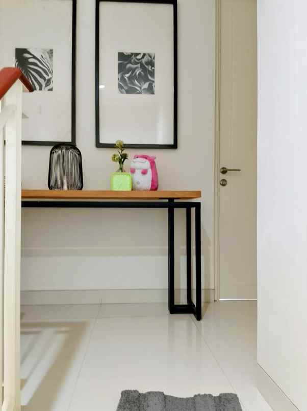dijual rumah pakuwon city suvadiva
