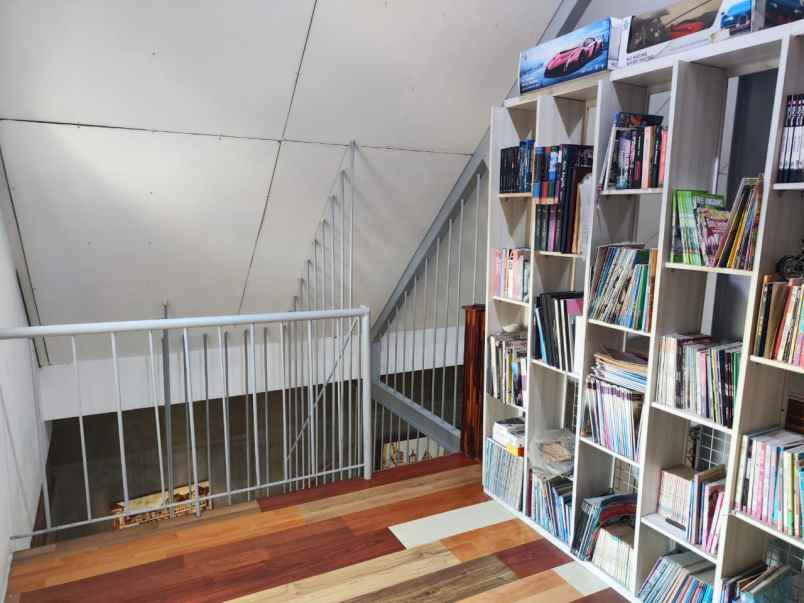 dijual rumah palm spring regency