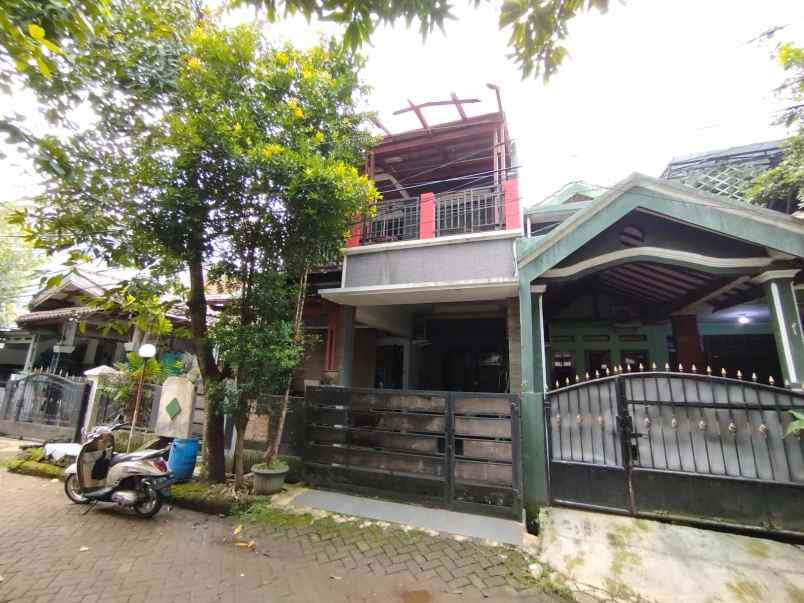 dijual rumah pancoran mas depok