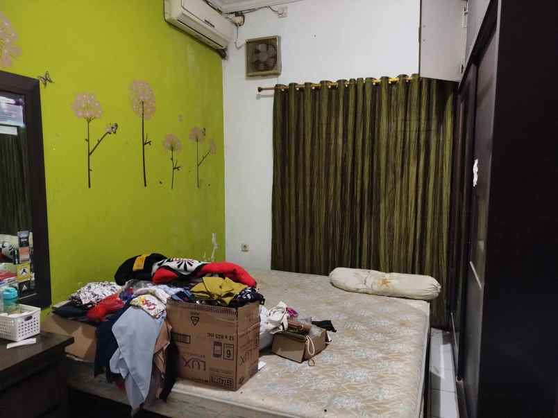 dijual rumah pancoran mas depok