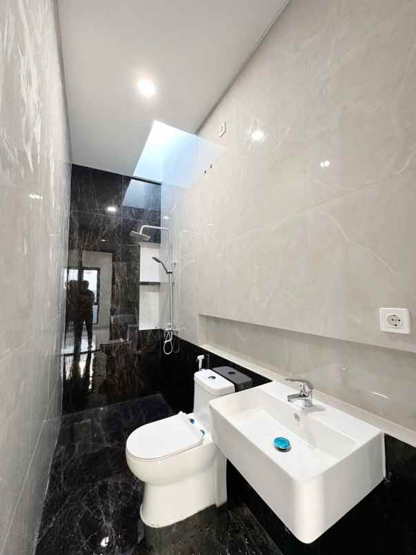 dijual rumah panjang jiwo