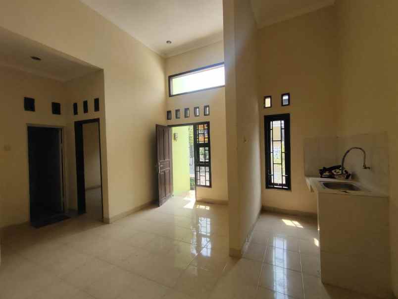 dijual rumah paulan colomadu karanganyar