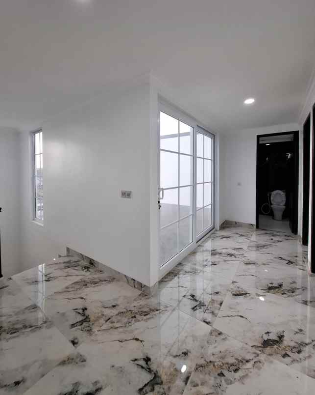 dijual rumah pejaten jakarta selatan