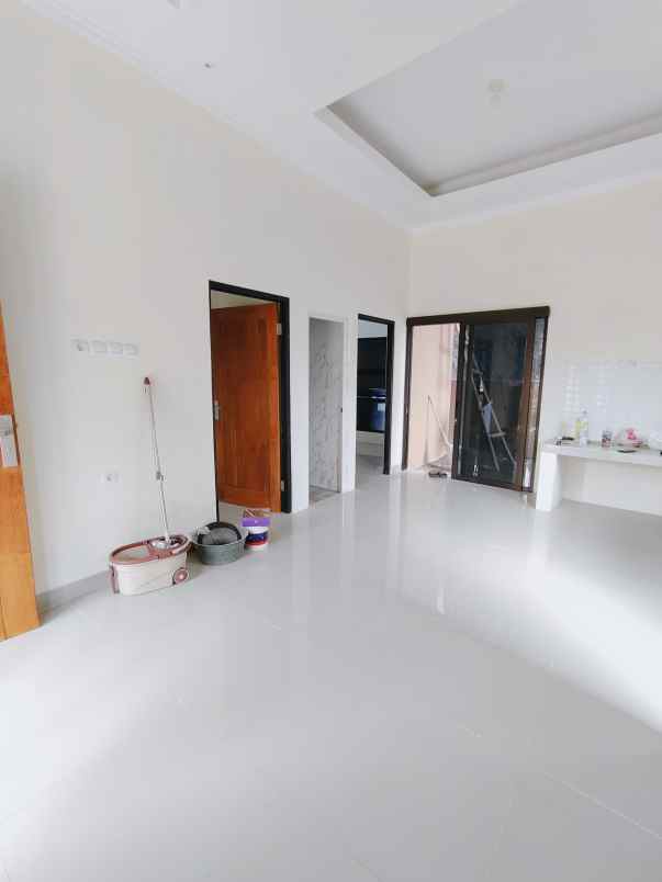 dijual rumah pendowoharjo sleman dekat