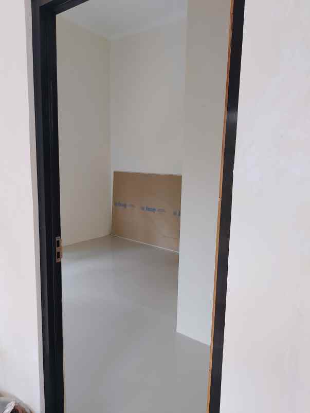 dijual rumah pendowoharjo sleman dekat