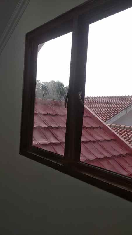 dijual rumah pengasinan sawangan depok