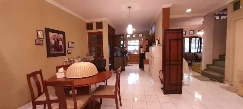 dijual rumah permata hijau kebayoran