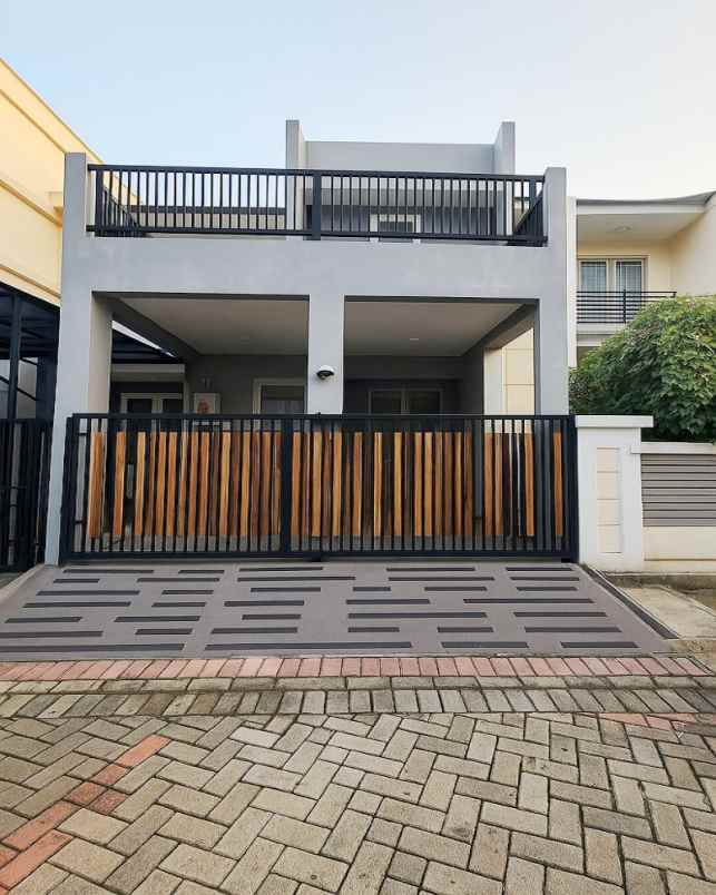 dijual rumah permata puri media kel