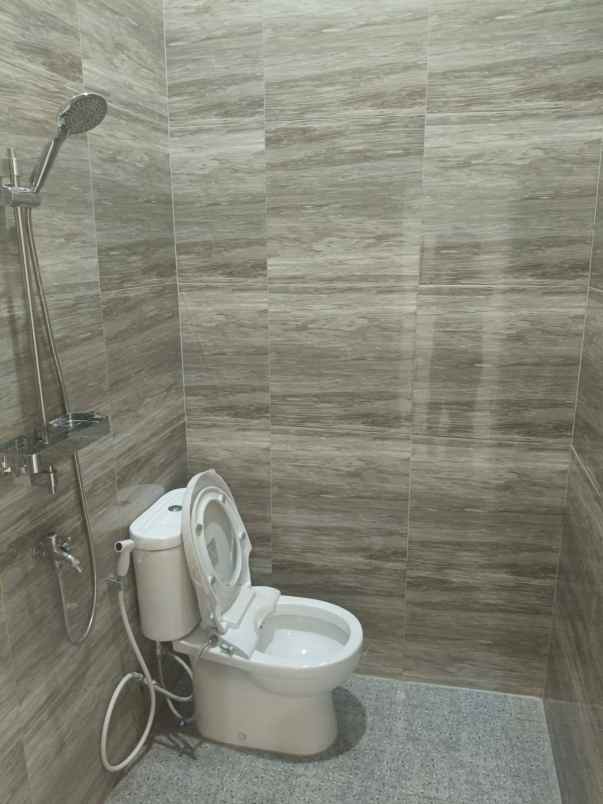 dijual rumah perum barata harapan jaya