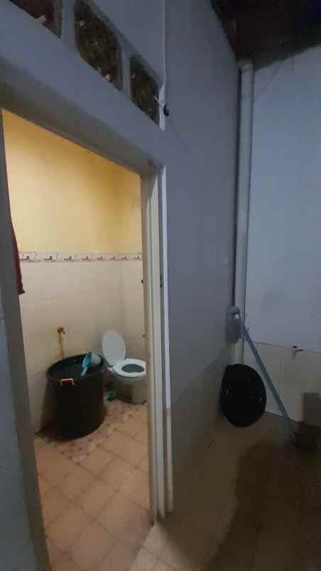 dijual rumah perum puri bojong lestari