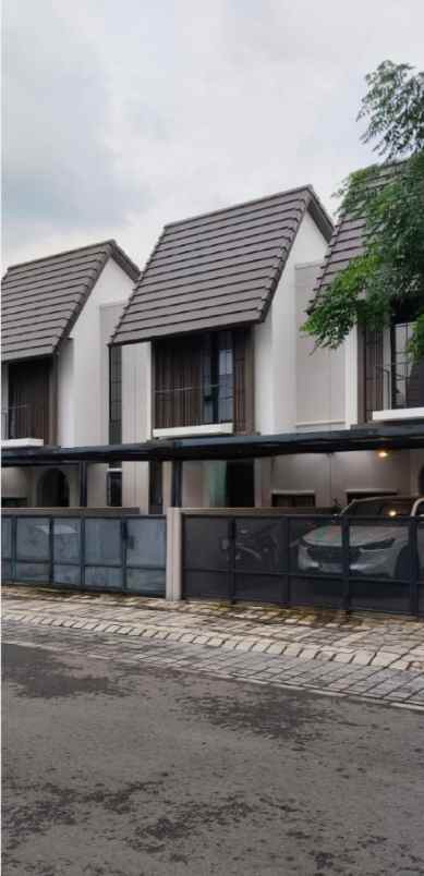 dijual rumah perumahan amesta pregia