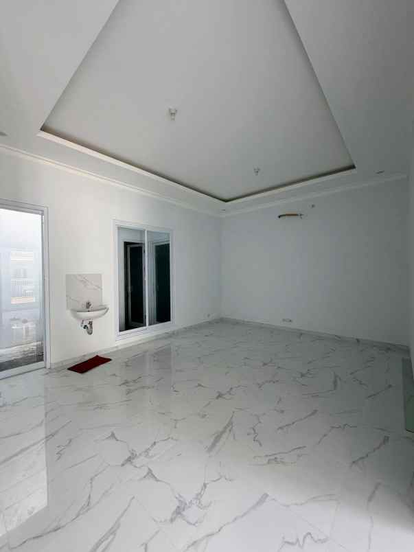 dijual rumah perumahan bukit palma