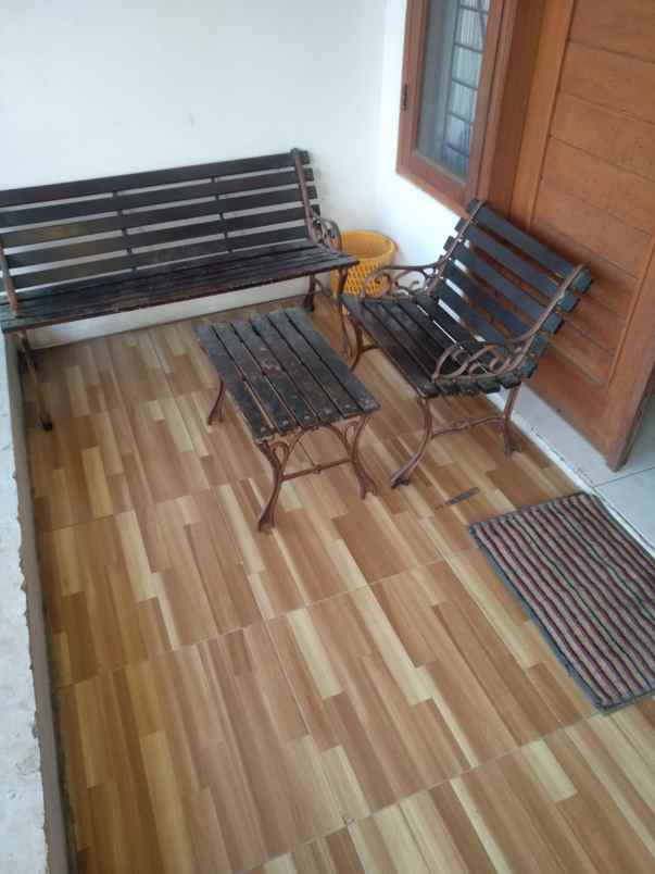 dijual rumah perumahan cibolerang indah