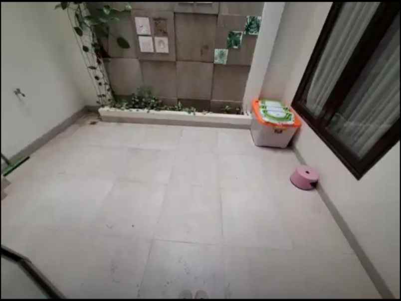 dijual rumah perumahan malaka country