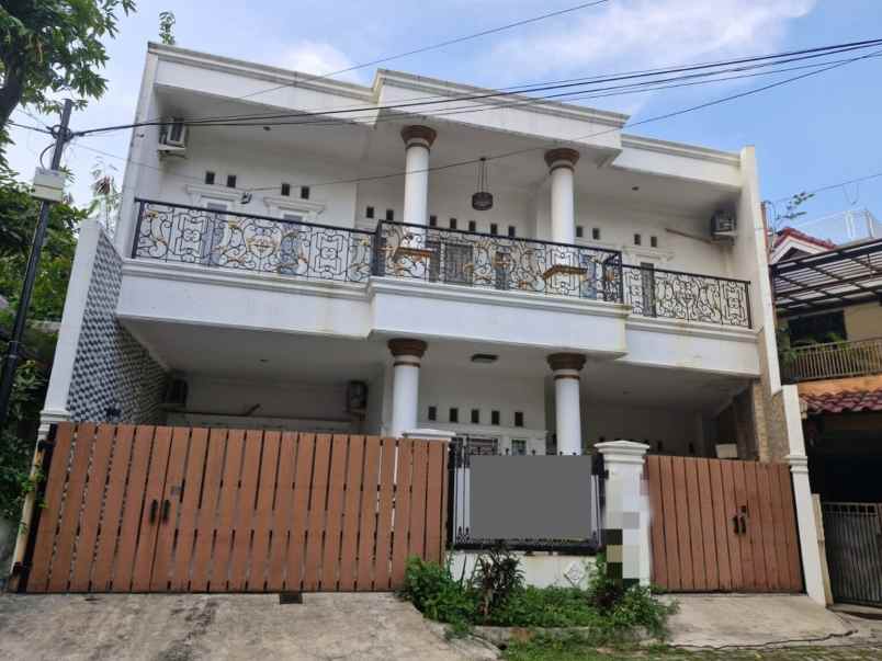dijual rumah perumahan malaka country