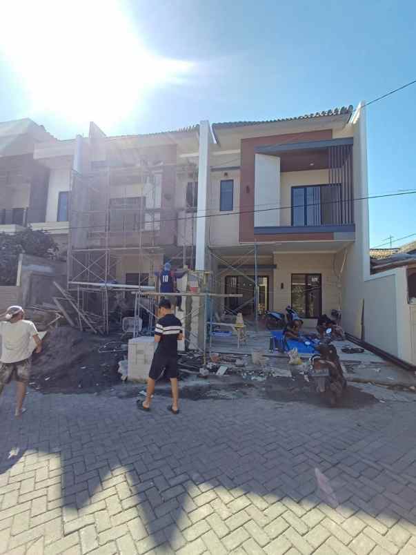 dijual rumah perumahan nirwana