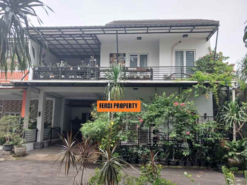 dijual rumah perumahan the address