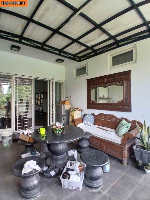 dijual rumah perumahan the address