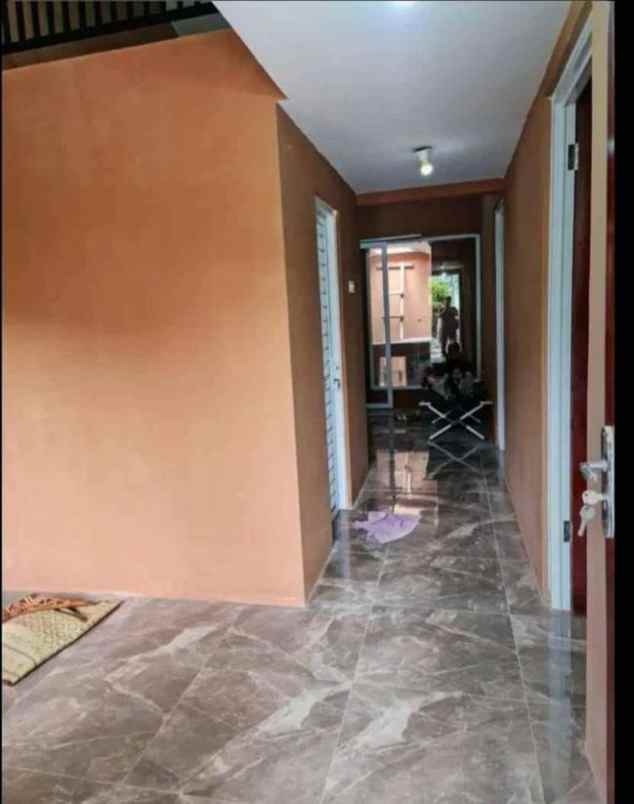 dijual rumah pinus regency jl soekarno