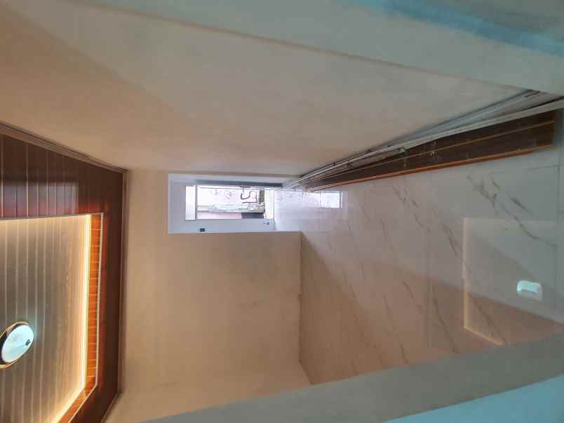 dijual rumah pondok aren