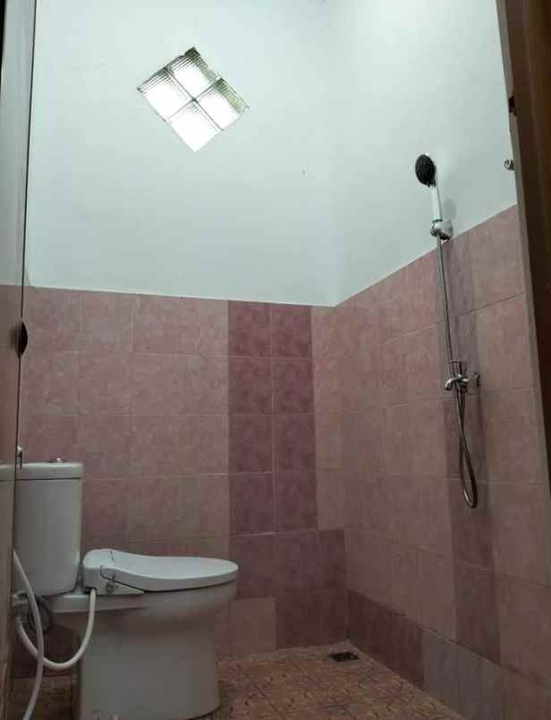 dijual rumah pondok bunga sariwangi