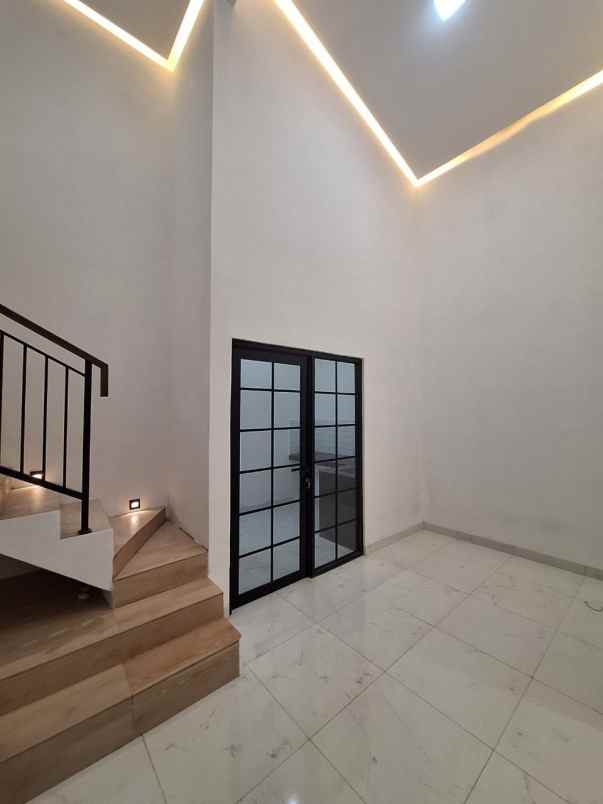 dijual rumah pondok cabe tangsel